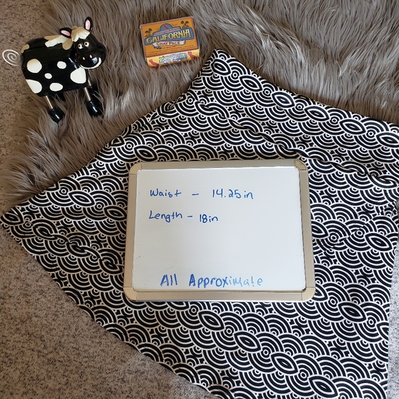 SOYBU Athletic Mini Skirt - Picture 4 of 10